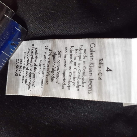 Calvin Klein Black Jeans sz 4, nwt - Picture 8 of 8